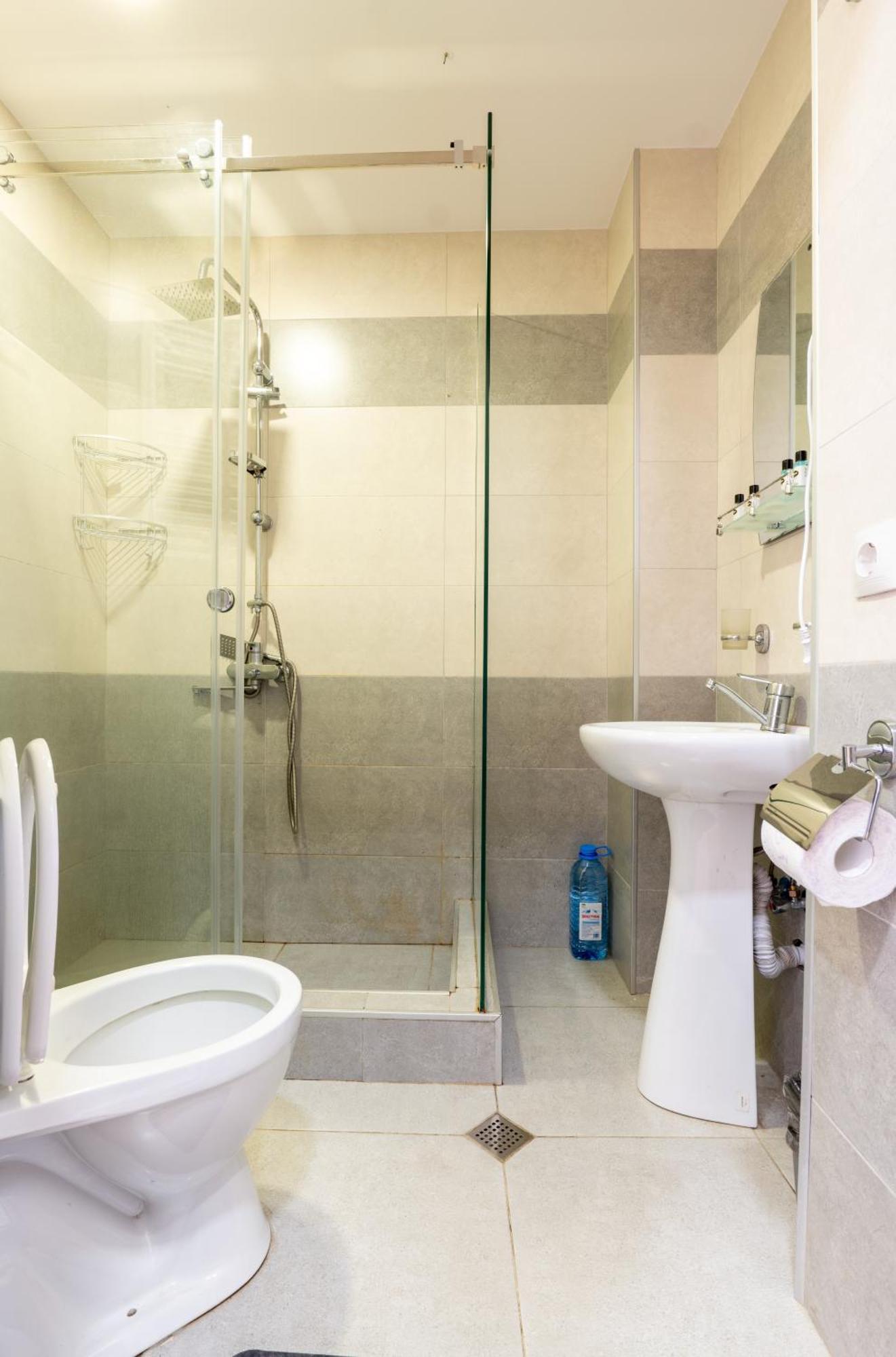 Hotel A&K Tbiliszi Kültér fotó